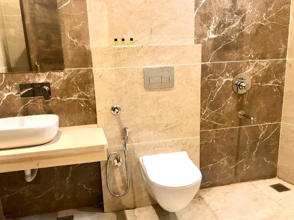 Hampton Hotel - 200 Mt From Golden Temple Amritsar Luaran gambar